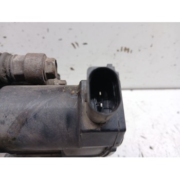 Recambio de pinza freno trasera derecha para hyundai i40 premium referencia OEM IAM 582303Z160  