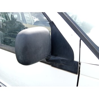 Recambio de retrovisor derecho para nissan serena (c23) 2.3 d referencia OEM IAM 963018c800  