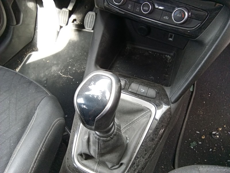 Recambio de caja cambios para opel corsa f (p2jo) 1.2 (68) referencia OEM IAM 1636249980 / 1636249880  