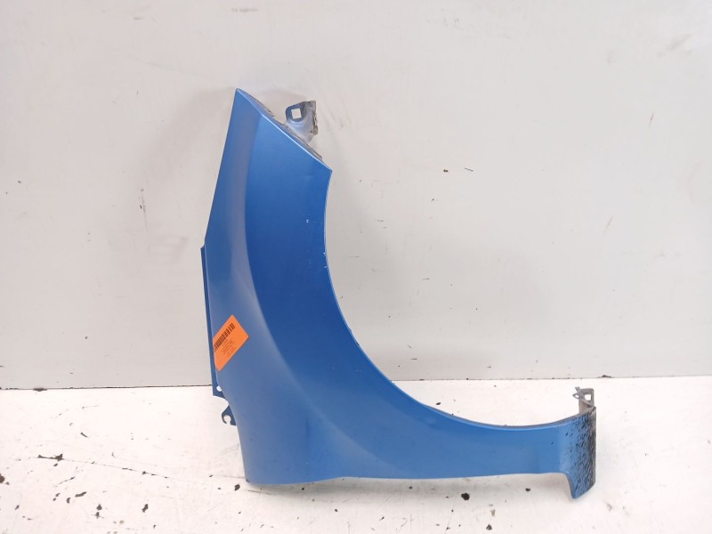 Recambio de aleta delantera derecha para ford fiesta vi (cb1, ccn) 1.4 tdci referencia OEM IAM 1777180  