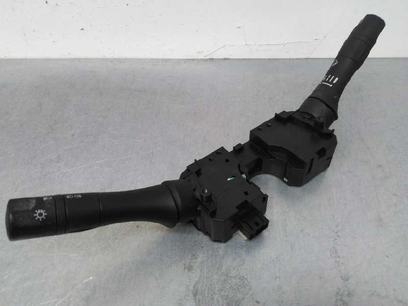 Recambio de mando multifuncion para nissan juke (f15) acenta referencia OEM IAM 255601KK0B NILES14A01 