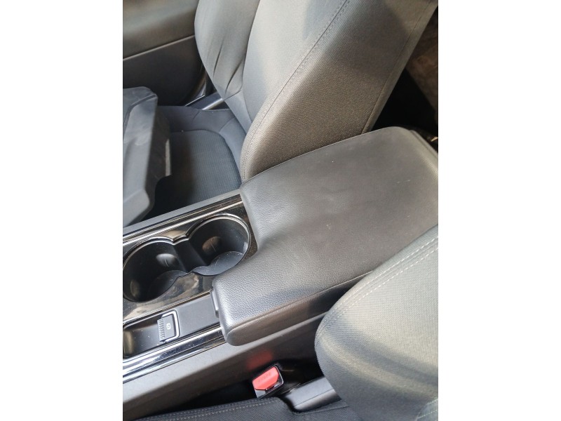 Recambio de apoyabrazos central para jaguar xe (x760) 2.0 d referencia OEM IAM   