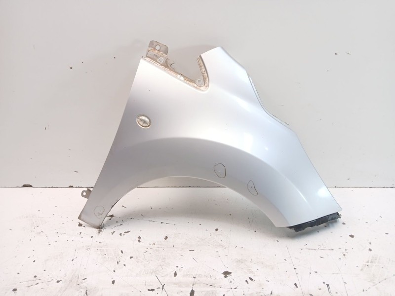 Recambio de aleta delantera derecha para ford ka (ru8) 1.3 tdci referencia OEM IAM 1673511  