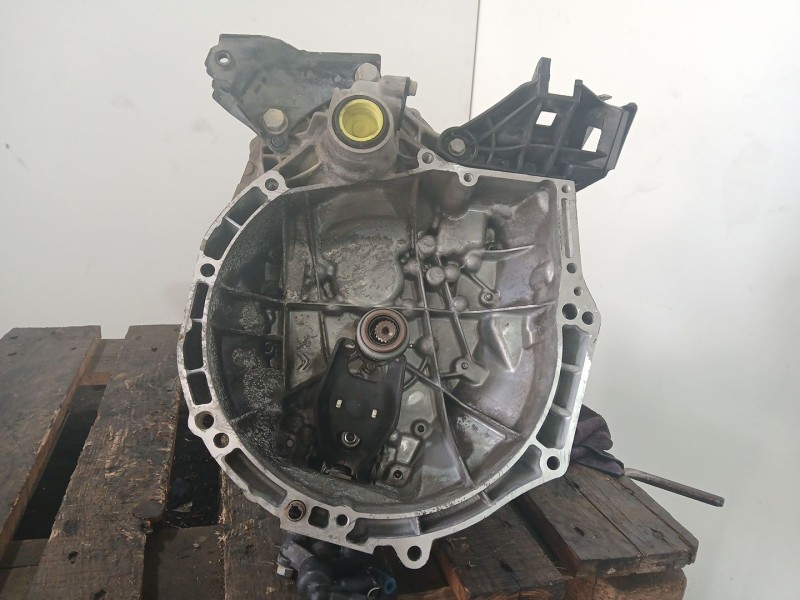 Recambio de caja cambios para peugeot 208 i (ca_, cc_) 1.2 puretech 82 referencia OEM IAM 20A701 VERE8851 / 9820609080 