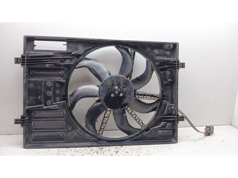 Recambio de electroventilador para seat ibiza v (kj1, kjg) 1.0 tsi referencia OEM IAM 2Q0121203M  