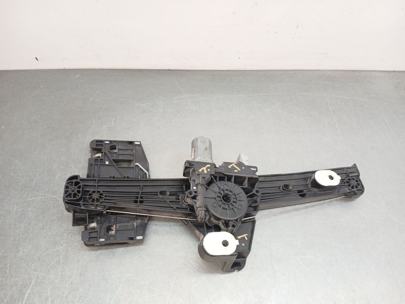Recambio de elevalunas trasero derecho para opel corsa f (p2jo) 1.2 (68) referencia OEM IAM 9829045580  