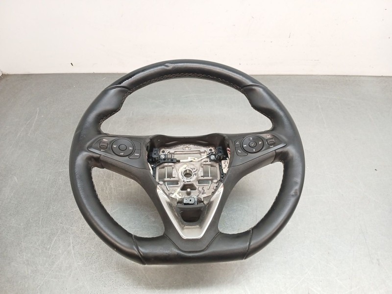 Recambio de volante para opel corsa f (p2jo) 1.2 (68) referencia OEM IAM 647390500a  