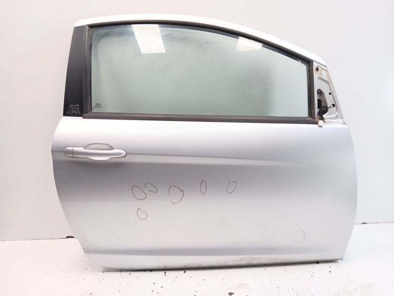 Recambio de puerta delantera derecha para ford ka (ru8) 1.3 tdci referencia OEM IAM 1542363  