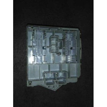 Recambio de caja reles / fusibles para alfa romeo 147 (190) 1.6 16v cat referencia OEM IAM 46558759  