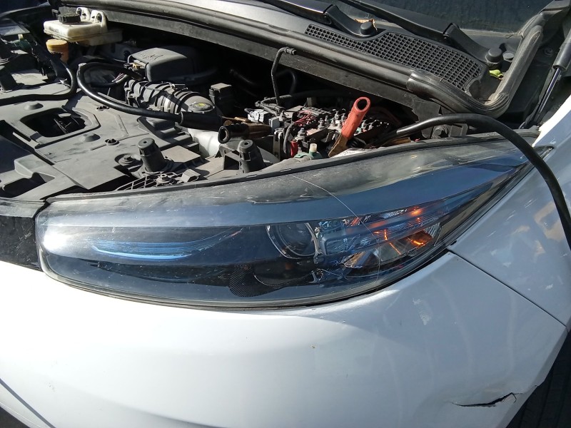 Recambio de faro izquierdo para renault zoe (bfm_) zoe referencia OEM IAM 260609522R  