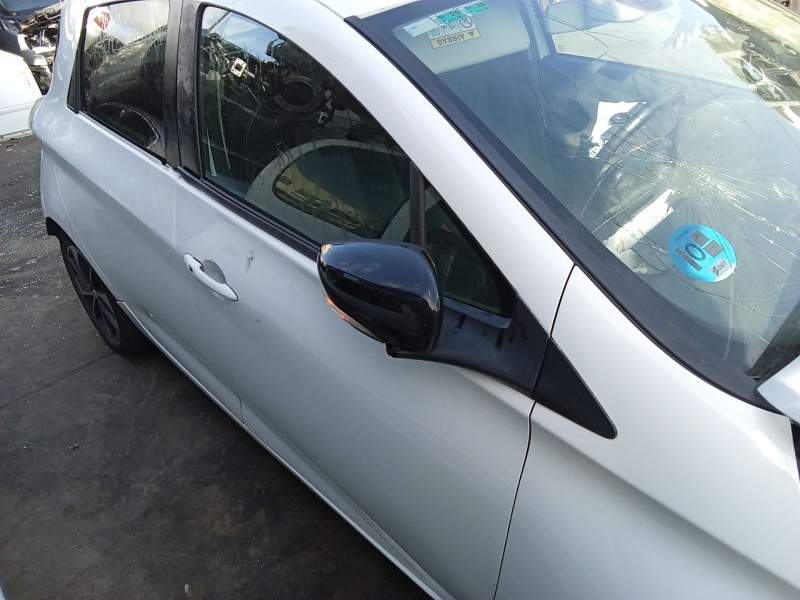 Recambio de puerta delantera derecha para renault zoe (bfm_) zoe referencia OEM IAM 801004005R  
