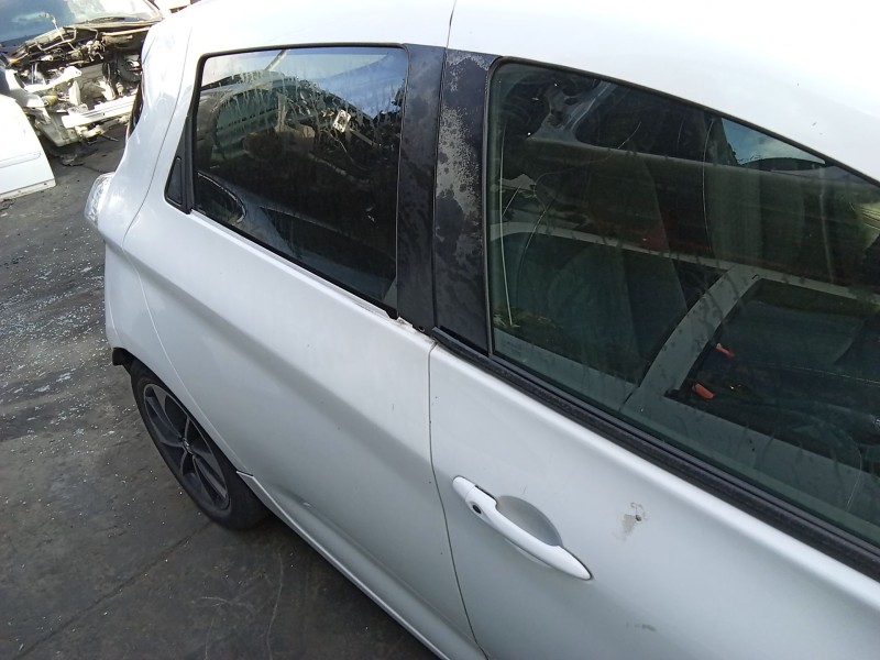Recambio de puerta trasera derecha para renault zoe (bfm_) zoe referencia OEM IAM 821008742R  