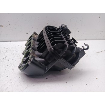 Recambio de colector admision para ford focus iii 1.0 ecoboost referencia OEM IAM 1047092S01  