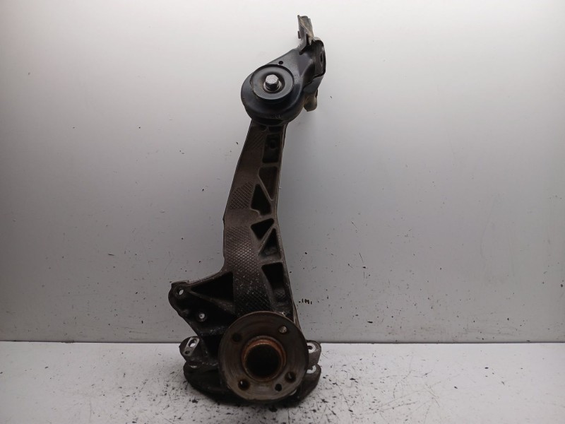 Recambio de mangueta trasera izquierda para bmw r56 cooper referencia OEM IAM 13612640  