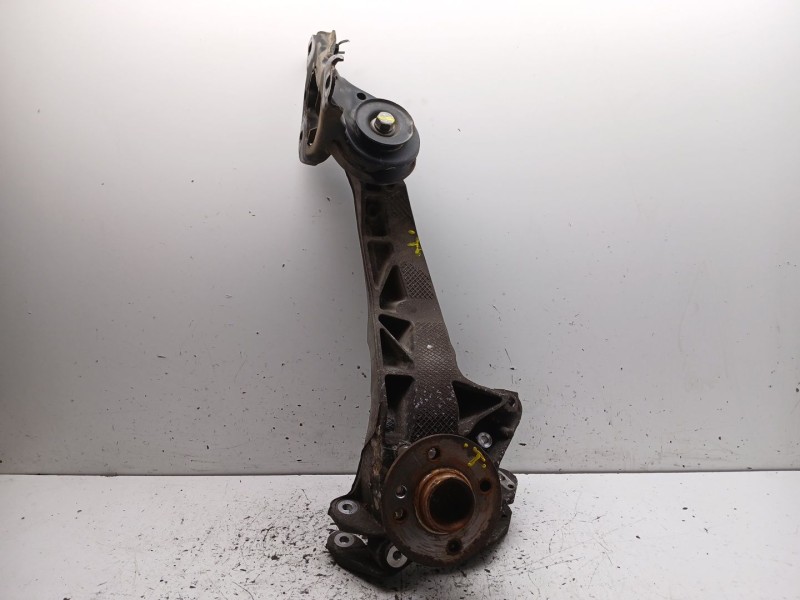 Recambio de mangueta trasera derecha para bmw r56 cooper referencia OEM IAM 13612610  