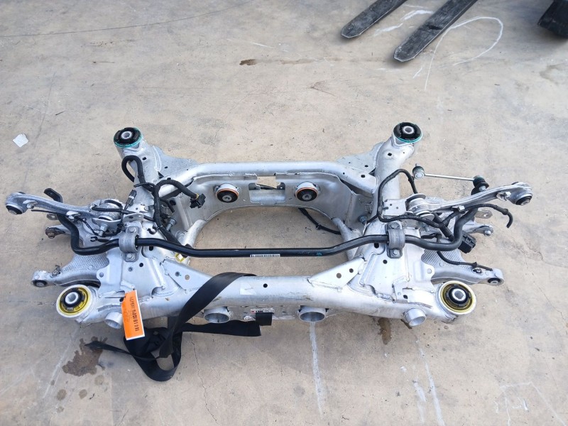 Recambio de puente trasero para jaguar i-pace (x590) ev400 awd referencia OEM IAM T4K16340  