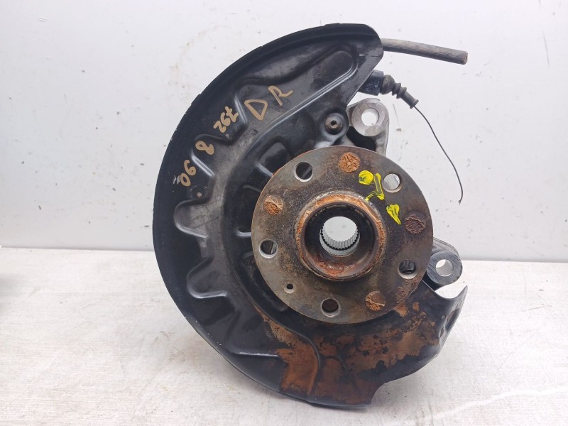 Recambio de mangueta delantera derecha para volkswagen tiguan (ad1, ax1) 2.0 tdi 4motion referencia OEM IAM 5Q0407258B  