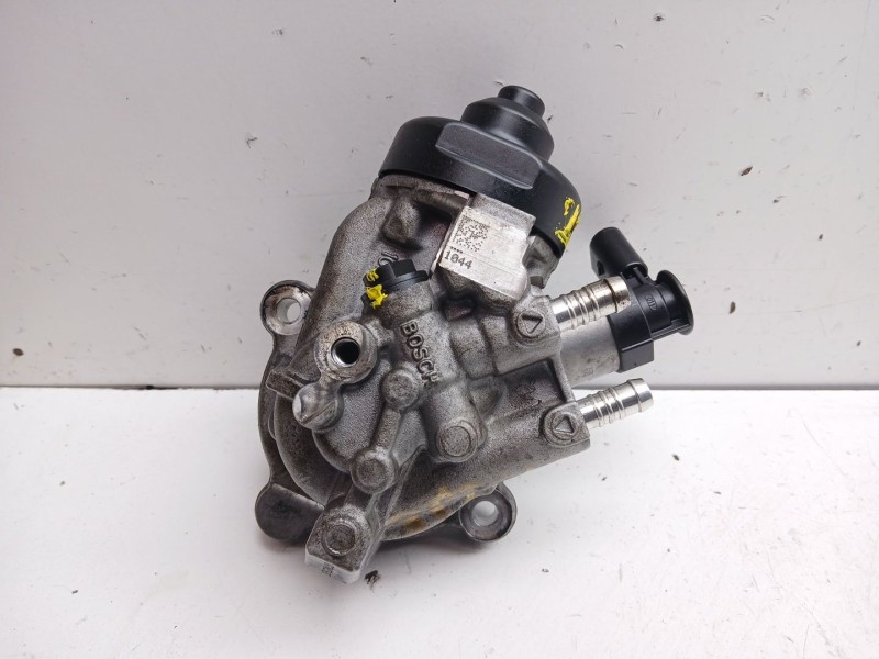 Recambio de bomba inyeccion para bmw serie 1 lim. (f20) 116d efficientdynamics edition referencia OEM IAM 13518577650 0445010540