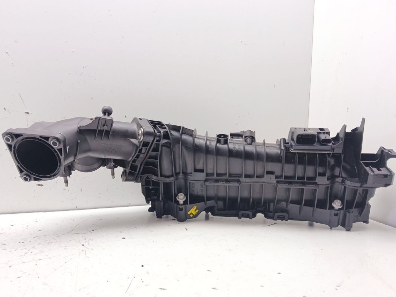 Recambio de colector admision para bmw serie 1 lim. (f20) 116d efficientdynamics edition referencia OEM IAM 11618506406 108452S1
