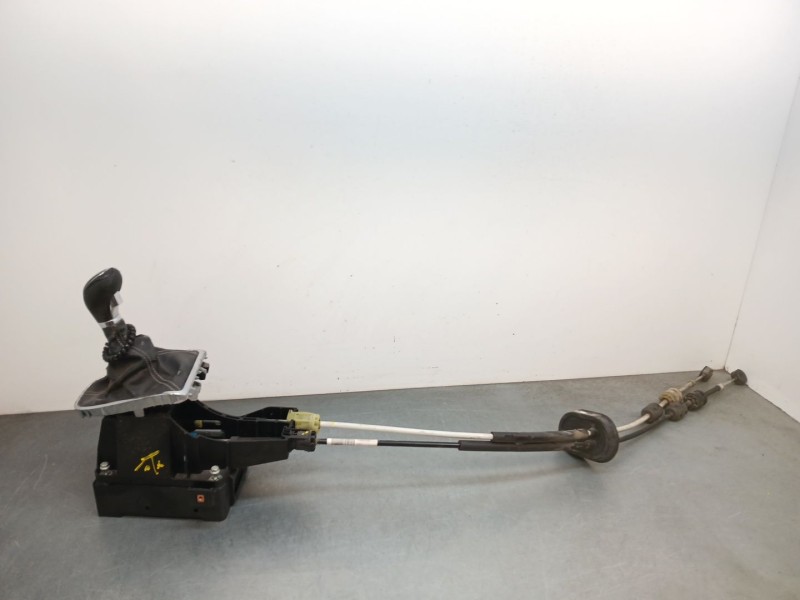 Recambio de palanca cambio para opel astra j (p10) 1.7 cdti (68) referencia OEM IAM 55563829  