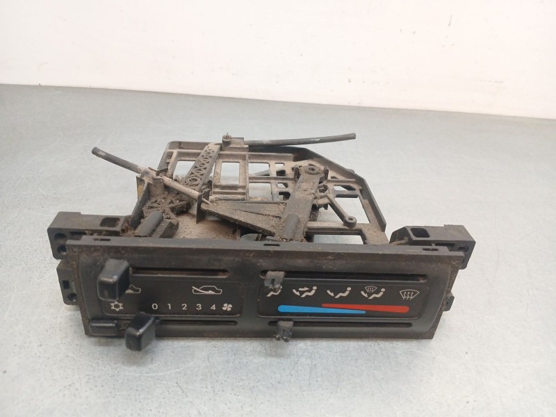Recambio de mando calefaccion / aire acondicionado para nissan serena (c23) 2.3 d referencia OEM IAM 54353966  