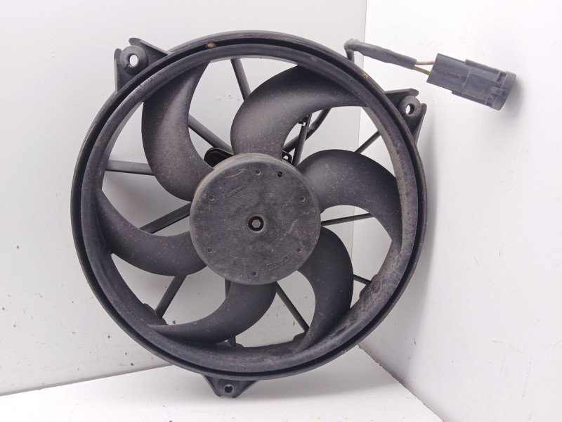 Recambio de electroventilador para peugeot 807 (eb_) 2.0 hdi referencia OEM IAM 1494742080  