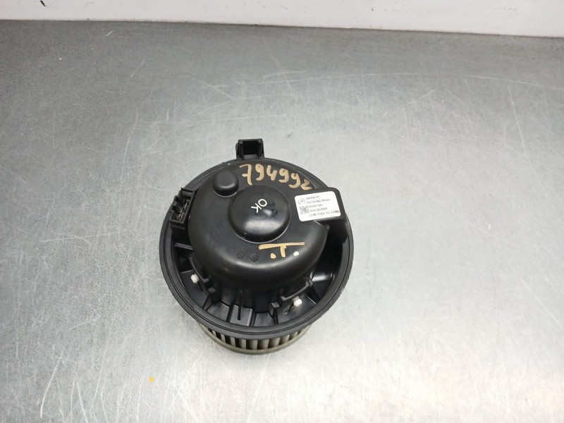 Recambio de motor calefaccion para opel corsa f (p2jo) 1.2 (68) referencia OEM IAM 9833381680  