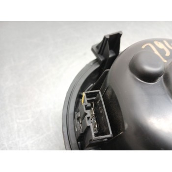 Recambio de motor calefaccion para opel corsa f (p2jo) 1.2 (68) referencia OEM IAM 9833381680  