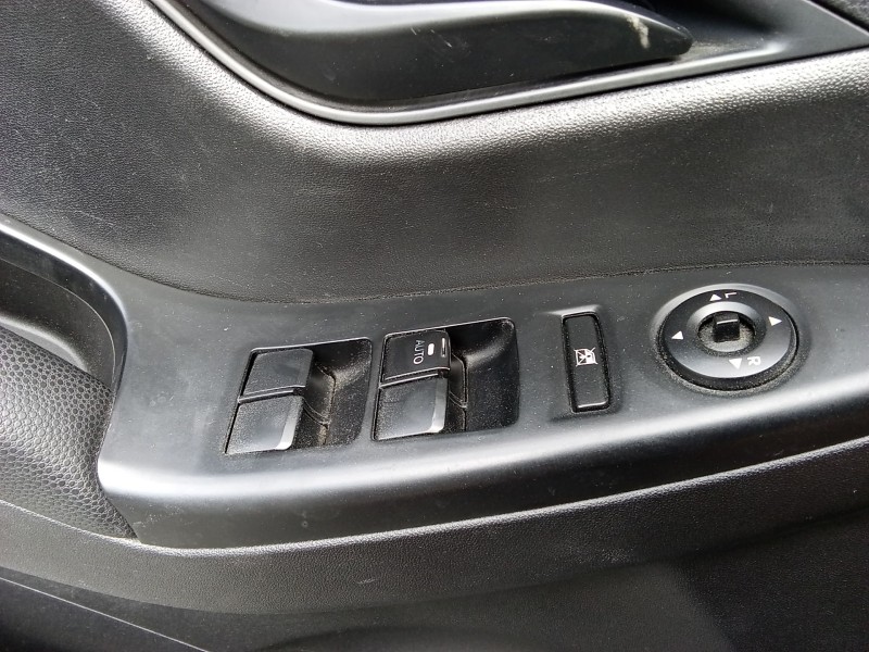 Recambio de mando elevalunas delantero izquierdo para hyundai ix20 (jc) 1.4 crdi referencia OEM IAM 935701K0004X  