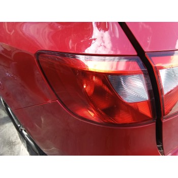 PILOTO TRASERO IZQUIERDO 6J8945095 