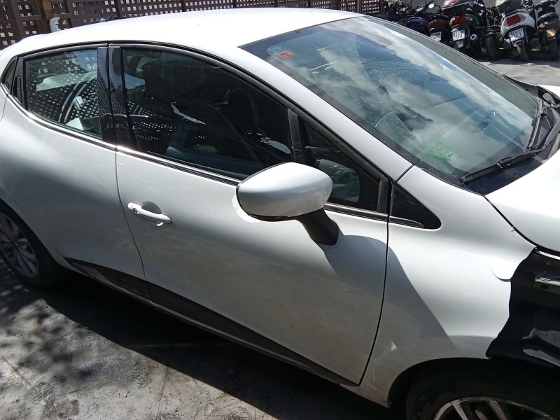 Recambio de puerta delantera derecha para renault clio iv (bh_) 0.9 tce 90 referencia OEM IAM 801008302R  