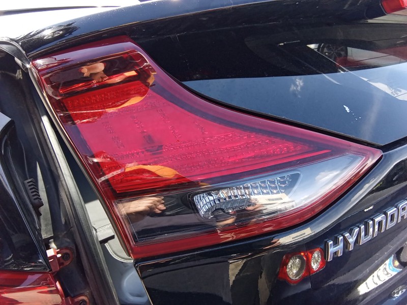 Recambio de piloto trasero izquierdo interior para hyundai ioniq (ae) 1.6 gdi hybrid referencia OEM IAM 92403G2000  