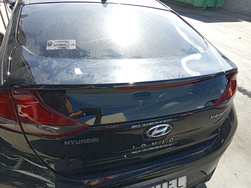 Recambio de porton trasero para hyundai ioniq (ae) 1.6 gdi hybrid referencia OEM IAM 73700G2000  
