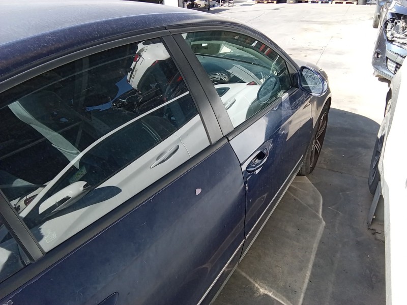 Recambio de puerta delantera derecha para volkswagen passat b6 (3c2) 2.0 tdi 16v referencia OEM IAM 3C4831056J  