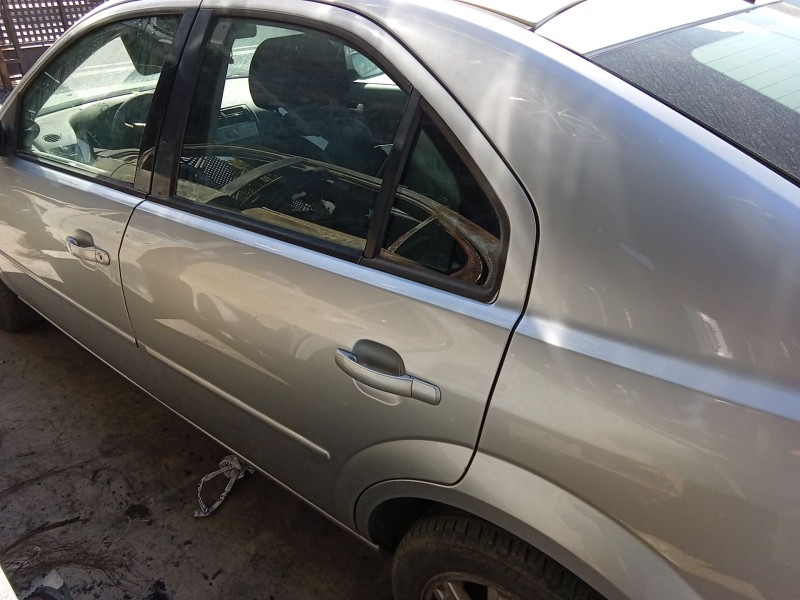 Recambio de puerta trasera izquierda para ford mondeo iii (b5y) 2.0 tdci referencia OEM IAM 1446442  
