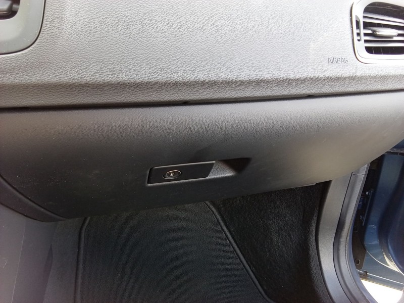 Recambio de guantera para volvo v60 i (155) d4 referencia OEM IAM 39809227  