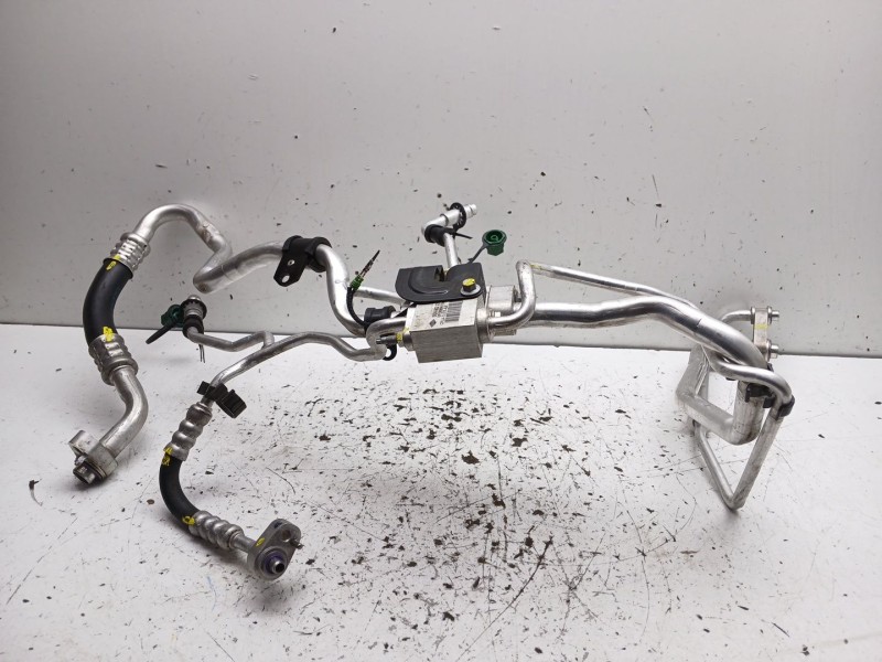 Recambio de tubos aire acondicionado para jaguar i-pace (x590) ev400 awd referencia OEM IAM j9d319n602Ac J9D38D308AA 