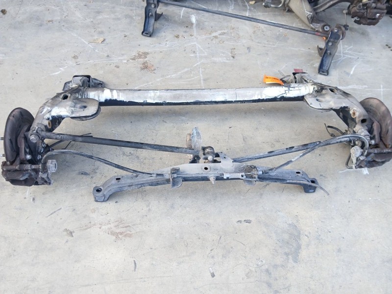 Recambio de puente trasero para opel astra j (p10) 1.7 cdti (68) referencia OEM IAM 13427778  