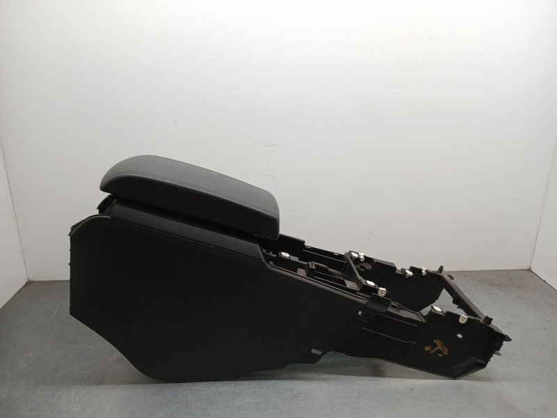 Recambio de apoyabrazos central para peugeot 508 i (8d_) 1.6 bluehdi 120 referencia OEM IAM   
