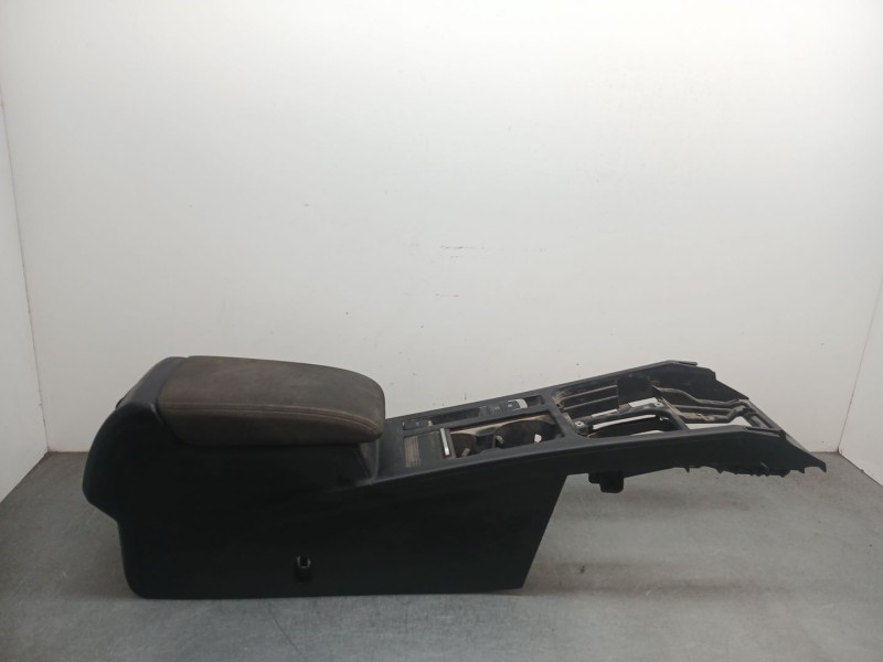 Recambio de apoyabrazos central para volkswagen passat variant (3g5) advance bmt referencia OEM IAM 3g1863241c  