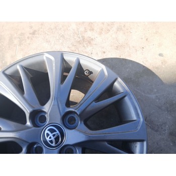 Recambio de llanta para toyota yaris (_p13_) 1.5 hybrid (nhp130_) referencia OEM IAM 426110DG70 x1 15 pulgadas