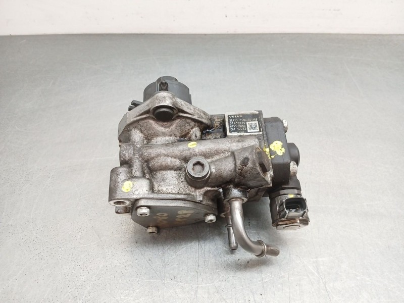 Recambio de bomba inyeccion para volvo v40 kinetic referencia OEM IAM 31432135  