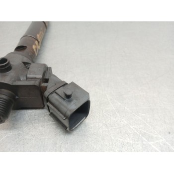 Recambio de inyector para volvo v40 kinetic referencia OEM IAM 36010090 31338878 