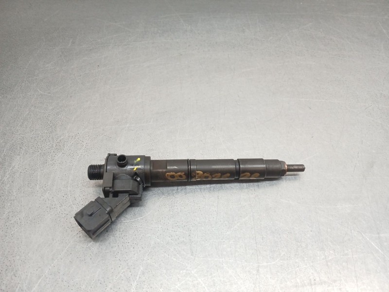 Recambio de inyector para volvo v40 kinetic referencia OEM IAM 36010090 31338878 