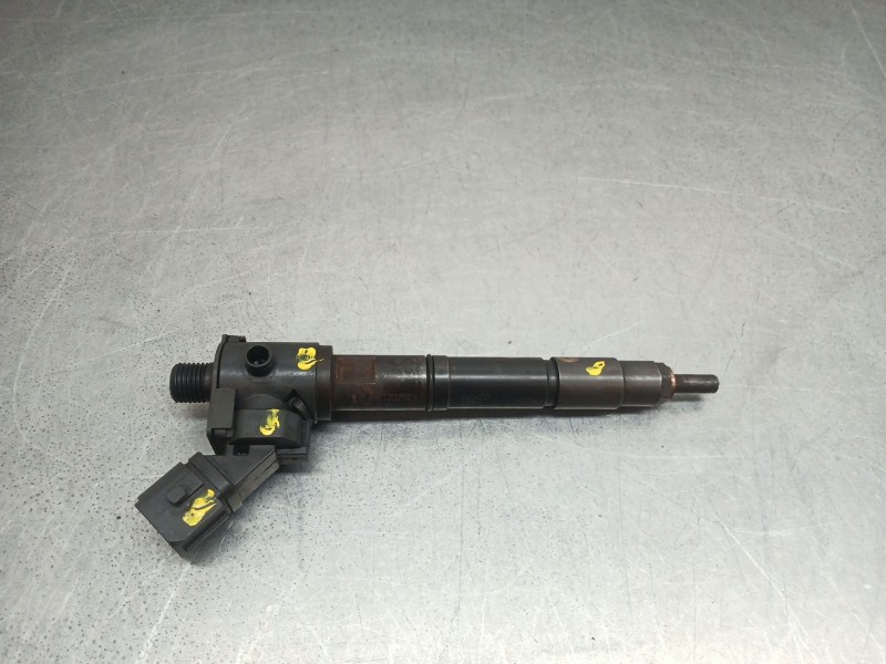 Recambio de inyector para volvo v40 kinetic referencia OEM IAM 36010090 31338878 