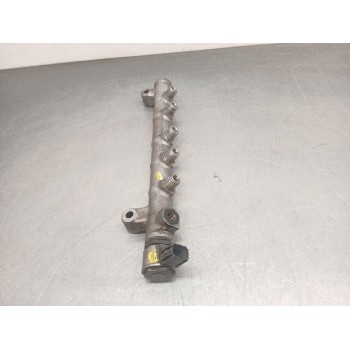 Recambio de rampa inyectora para volvo v40 kinetic referencia OEM IAM 31303612  