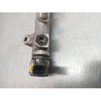 Recambio de rampa inyectora para volvo v40 kinetic referencia OEM IAM 31303612  