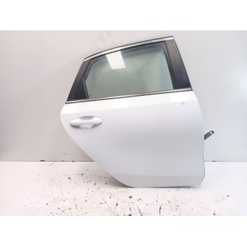 PUERTA TRASERA DERECHA 77004J7000 