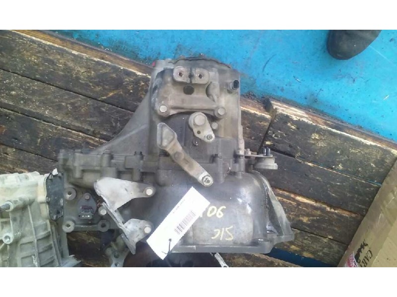 Recambio de caja cambios para chrysler pt cruiser (pt) 2.0 classic referencia OEM IAM 4668776AD 123.578KM 