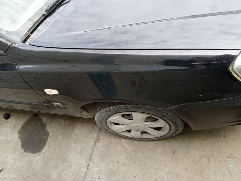 Recambio de aleta delantera derecha para hyundai accent ii (lc) 1.5 crdi referencia OEM IAM 6632125350  